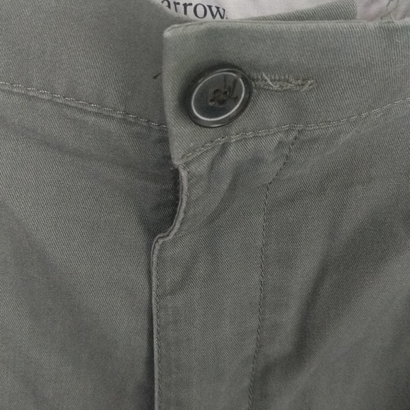 Croft and Barrow 42 Grey/Green Shorts - Picture 6 of 9